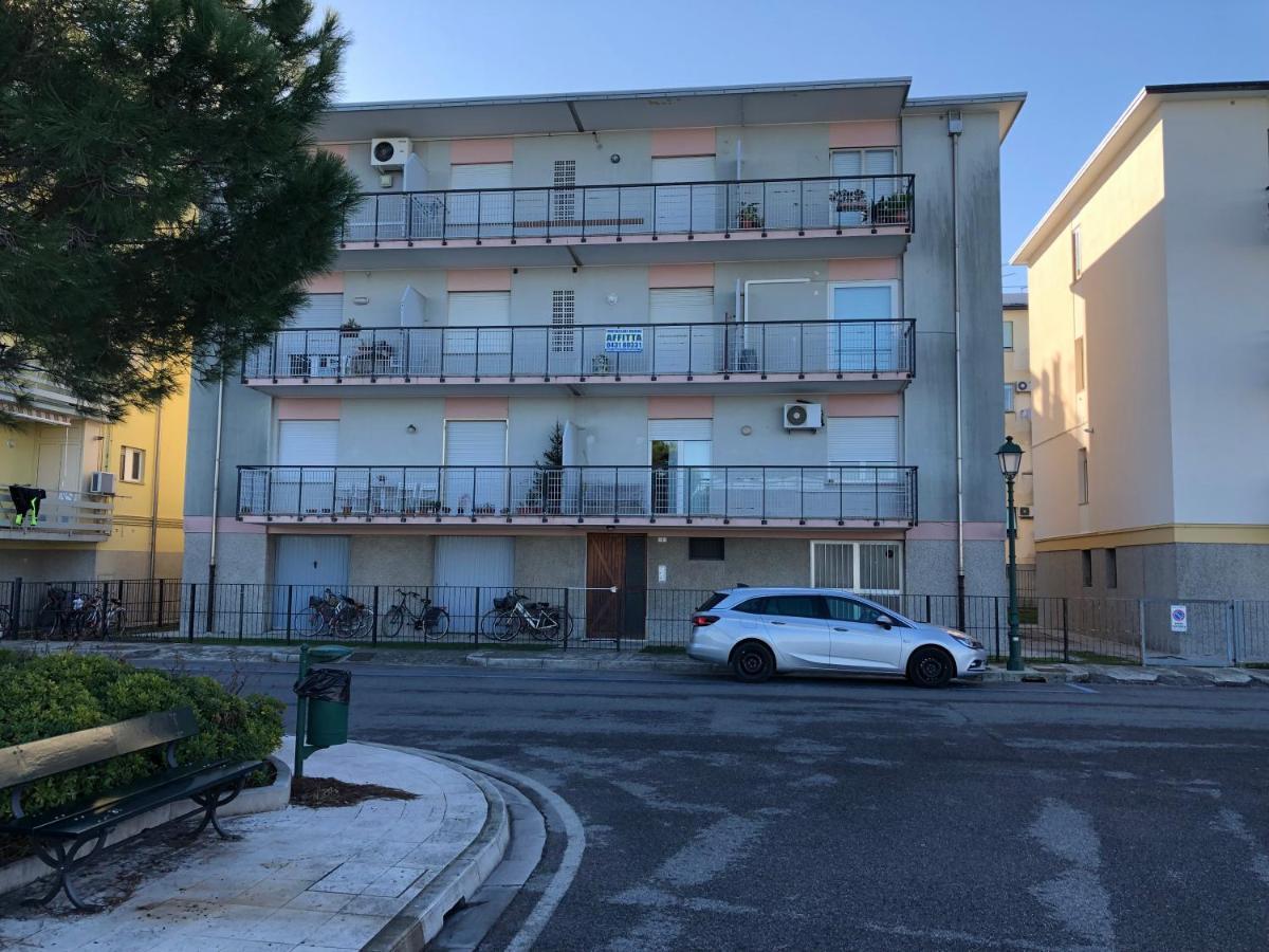 Castellan I Apartment Grado Exterior photo